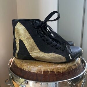 Where comfort and high fashion hit the road!